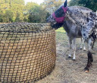 Haynet for Round bales Type 1 Size "M" ( Ø 1m50 + length of sides 1m40)-Mesh 45 mm / PP 5 mm-Black