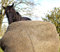 Haynet for Round bales Type 2 Size "M" ( Ø 1m50 + length of sides 2m30)-Mesh 45 mm / PP 5 mm-Green